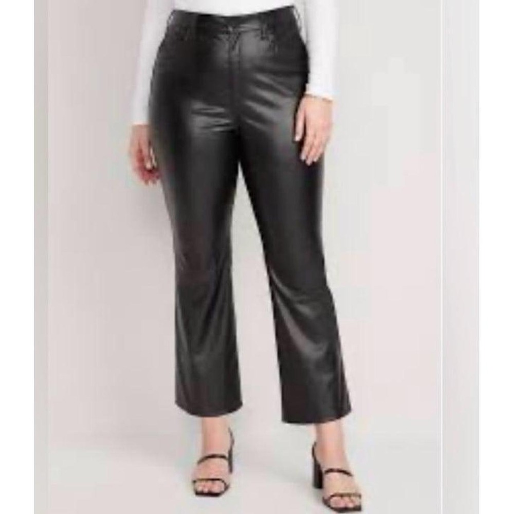 Womens Old Navy Faux Leather Higher High Rise Black Cropped Flare Stretch Pants